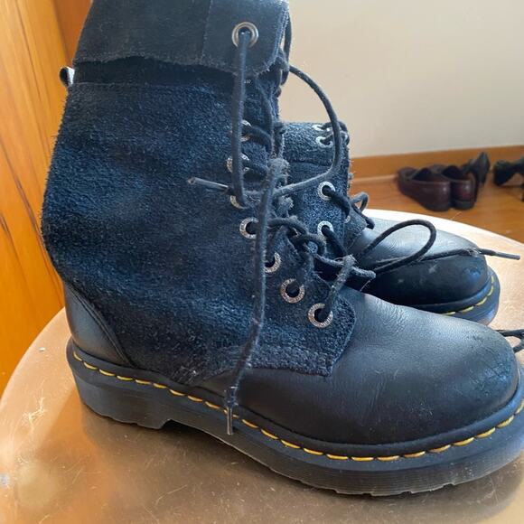 Dr. Martens | Women’s Black Suede Foldover Combat Boots - EU 37 US 6 - Well Worn - Picture 8 of 15